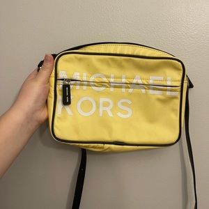 Michael kors crossbody